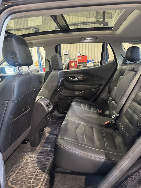 GMC Terrain Denali Cuir Toit Bose 2022 à Terrebonne, Québec - 10 - w1024h768px