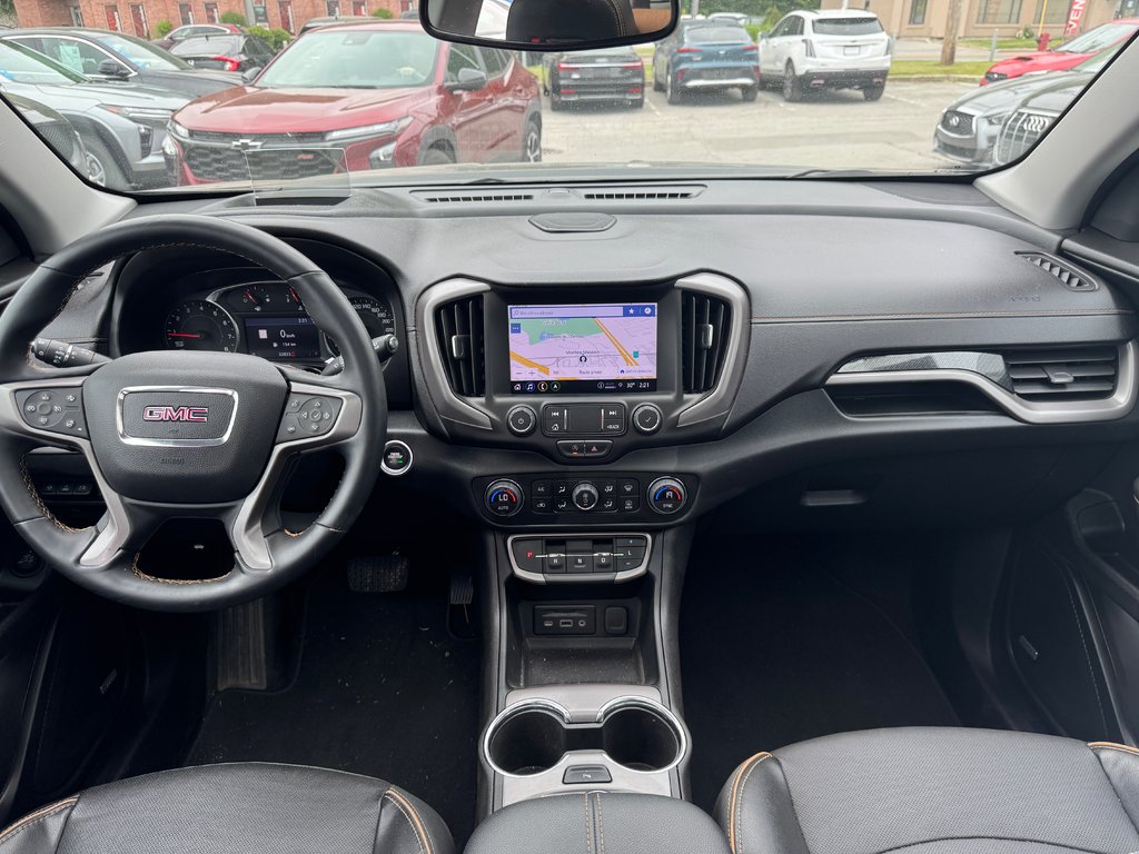 2023 GMC Terrain AT4 Cuir Toit Panoramique AWD in Terrebonne, Quebec - 23 - w1024h768px