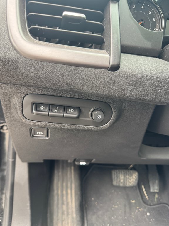 2023 GMC Terrain AT4 Cuir Toit Panoramique AWD in Terrebonne, Quebec - 13 - w1024h768px