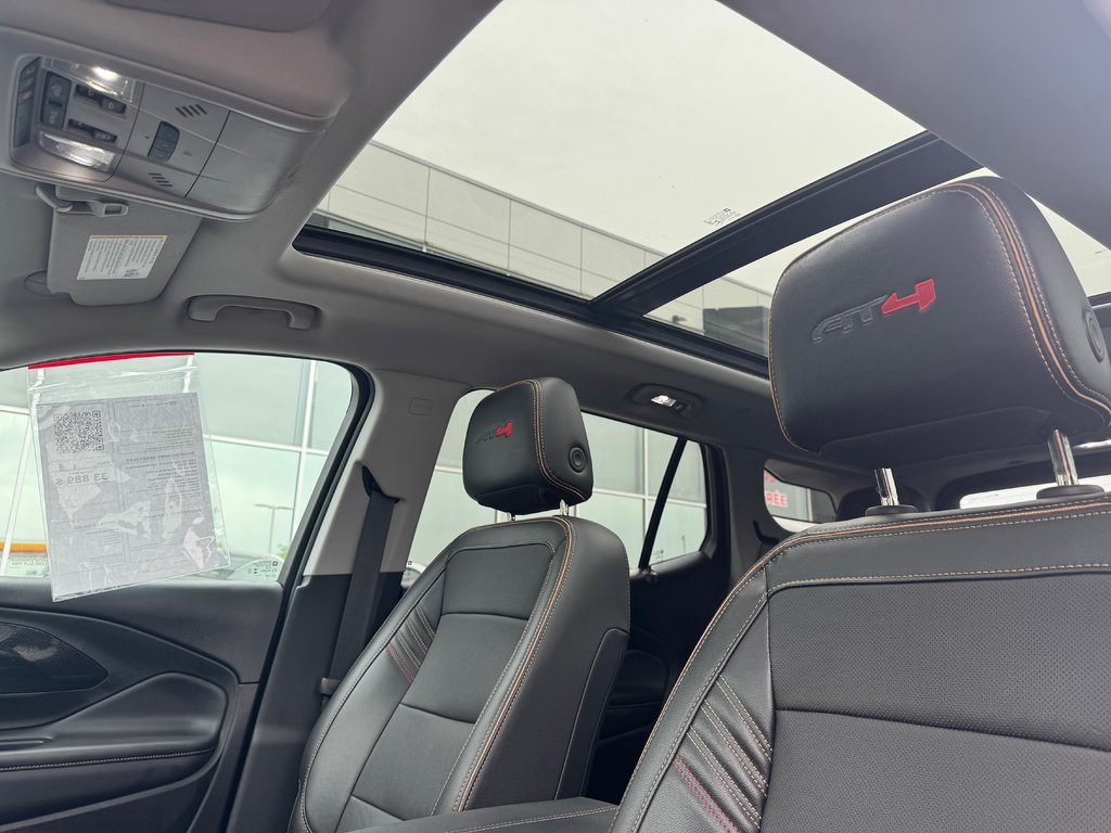 2023 GMC Terrain AT4 Cuir Toit Panoramique AWD in Terrebonne, Quebec - 11 - w1024h768px