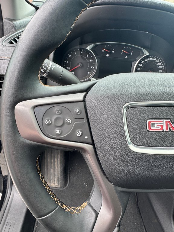 2023 GMC Terrain AT4 Cuir Toit Panoramique AWD in Terrebonne, Quebec - 14 - w1024h768px