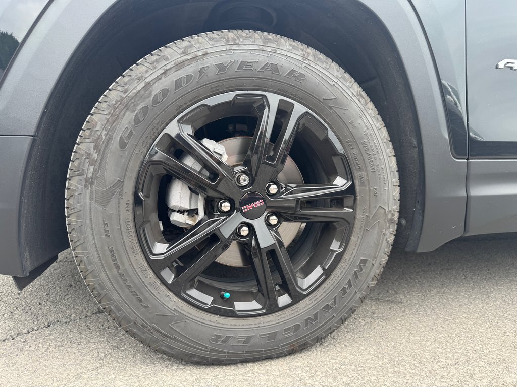 2023 GMC Terrain AT4 Cuir Toit Panoramique AWD in Terrebonne, Quebec - 28 - w1024h768px