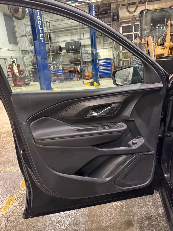 2023 GMC Terrain SLE Elevation AWD in Terrebonne, Quebec - 8 - w1024h768px