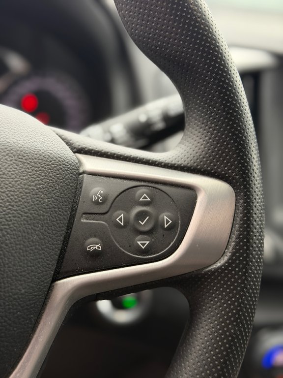 2023 GMC Terrain SLE Elevation AWD Bas Kilométrage in Terrebonne, Quebec - 13 - w1024h768px