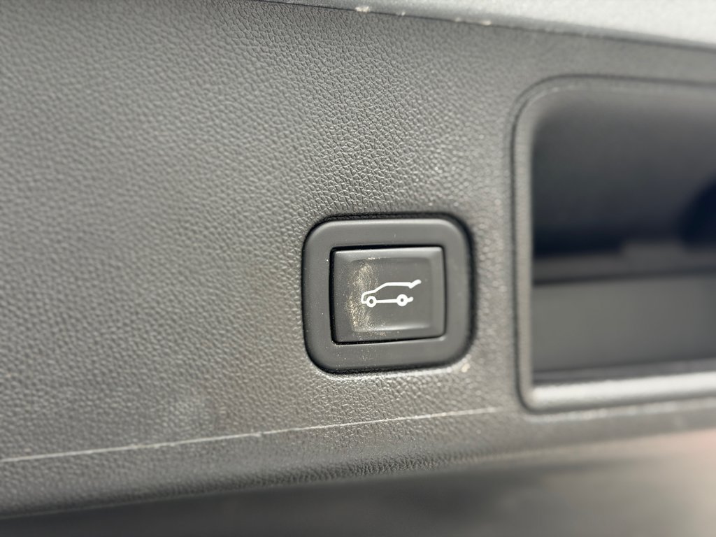 2023 GMC Terrain SLE Elevation AWD Bas Kilométrage in Terrebonne, Quebec - 25 - w1024h768px