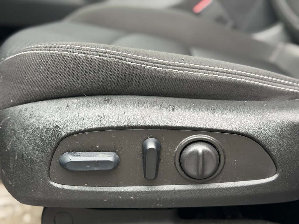 2023 GMC Terrain SLE Elevation AWD Bas Kilométrage in Terrebonne, Quebec - 9 - w1024h768px