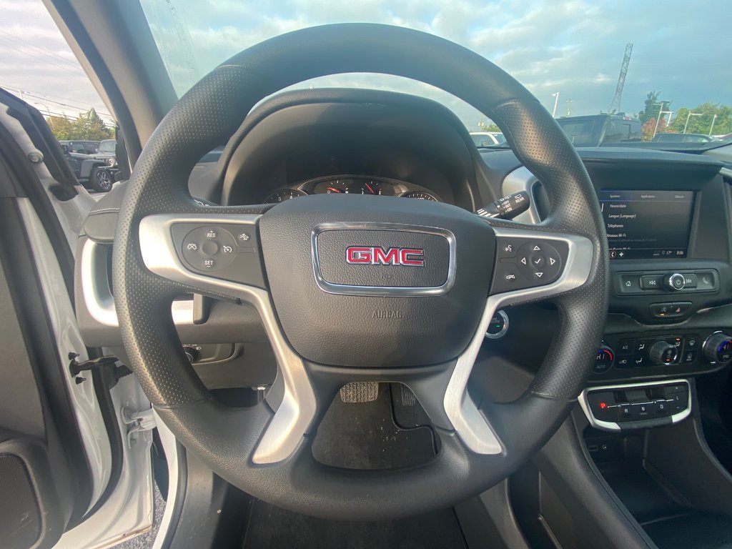 2024 GMC Terrain SLE in Terrebonne, Quebec - 12 - w1024h768px