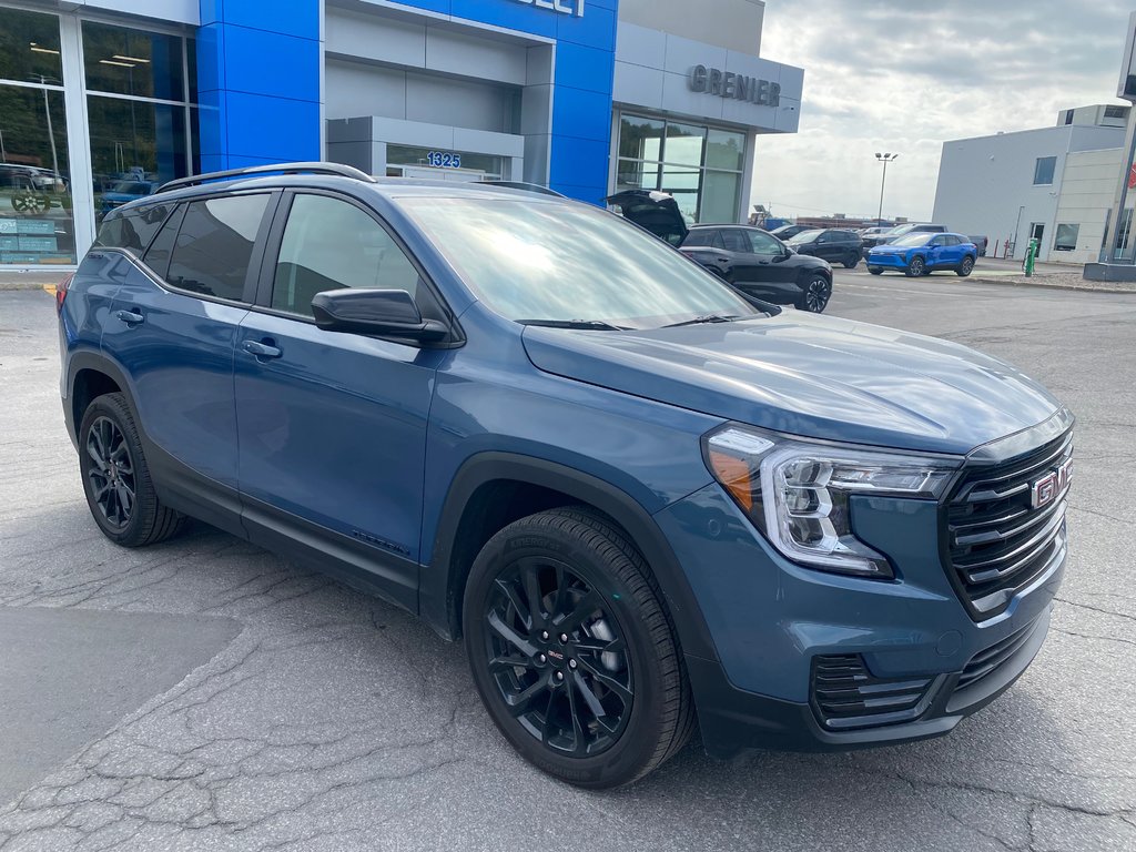 GMC Terrain SLE 2024 à Terrebonne, Québec - 1 - w1024h768px