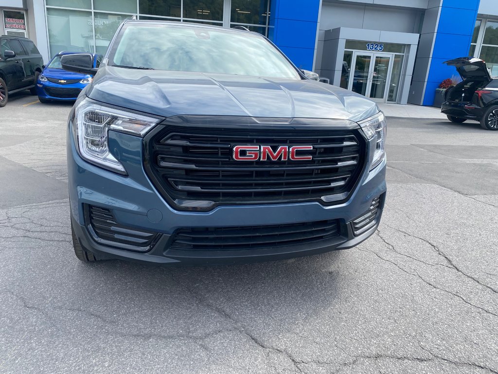 GMC Terrain SLE 2024 à Terrebonne, Québec - 2 - w1024h768px