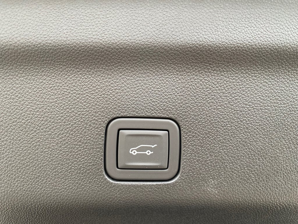 2024 GMC Yukon DENALI in Terrebonne, Quebec - 17 - w1024h768px