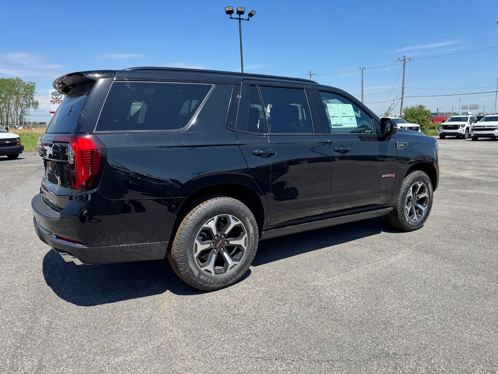 2026 GMC Yukon AT4 in Terrebonne, Quebec - 3 - w1024h768px