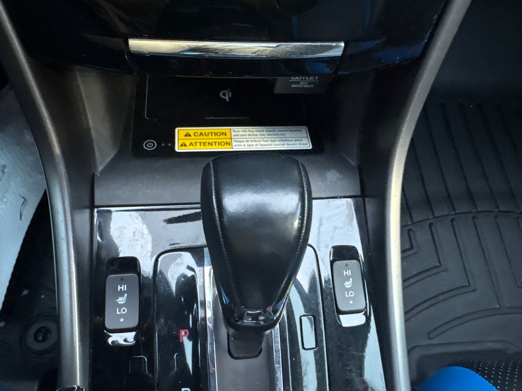 2016 Honda Accord Coupe TOURING  AT CUIR TOIT NAV JAMAIS ACCIDENTÉ in Boucherville, Quebec - 21 - w1024h768px