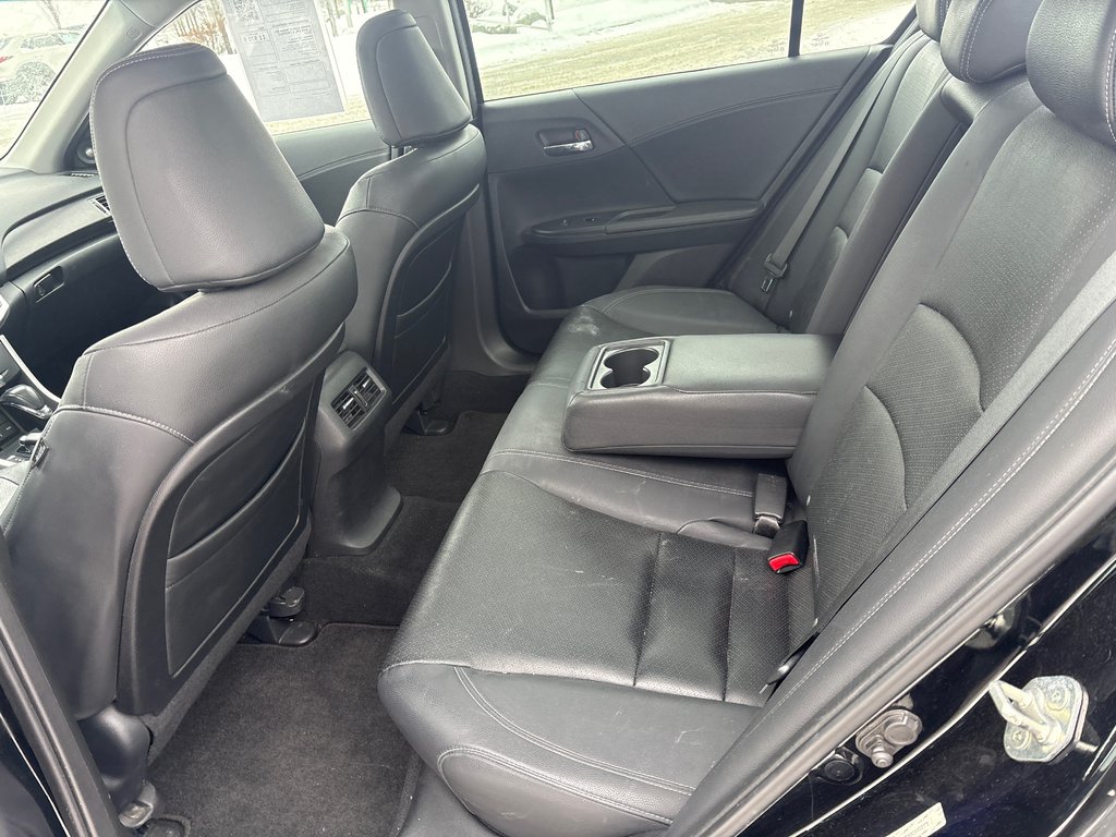 2013 Honda Accord Sedan EX-L, BAS KM, 1 PROPRIO in Boucherville, Quebec - 18 - w1024h768px