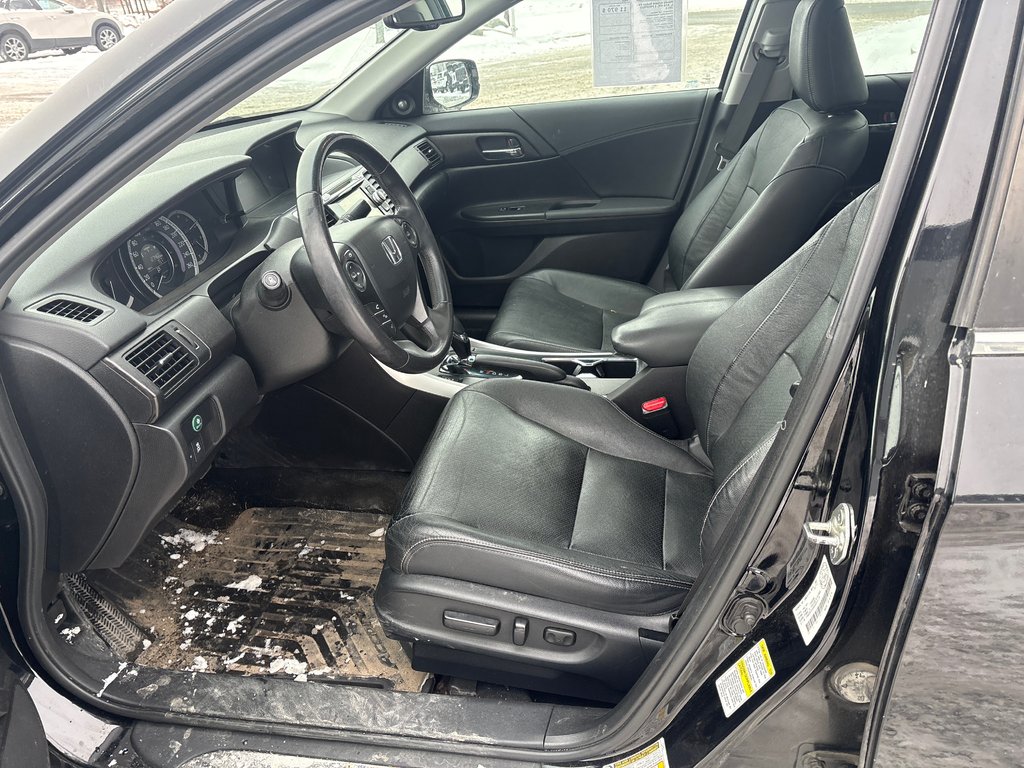 2013 Honda Accord Sedan EX-L, BAS KM, 1 PROPRIO in Boucherville, Quebec - 19 - w1024h768px