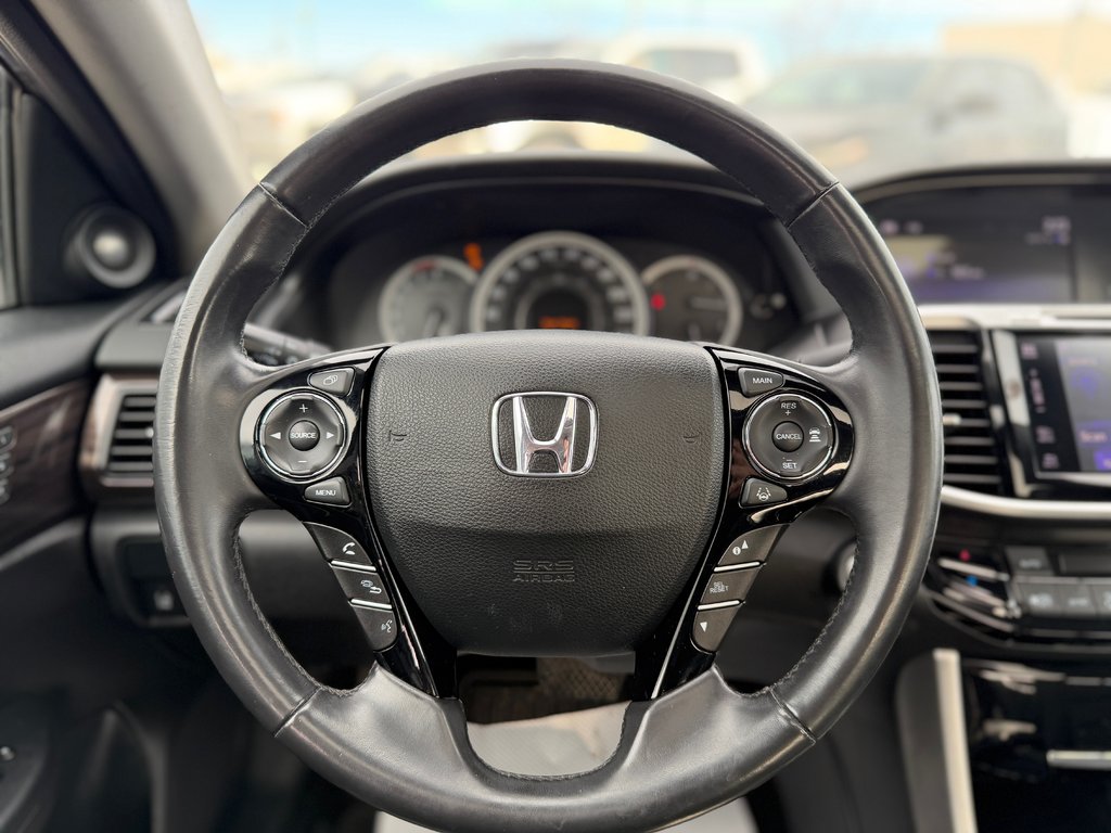 2016 Honda ACCORD EX-L Cuir Toit Ouvrant Bas Kilométrage in Terrebonne, Quebec - 23 - w1024h768px