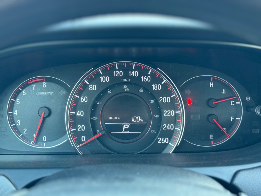2017 Honda Accord Sport Toit Ouvrant Bas Kilométrage in Terrebonne, Quebec - 15 - w1024h768px