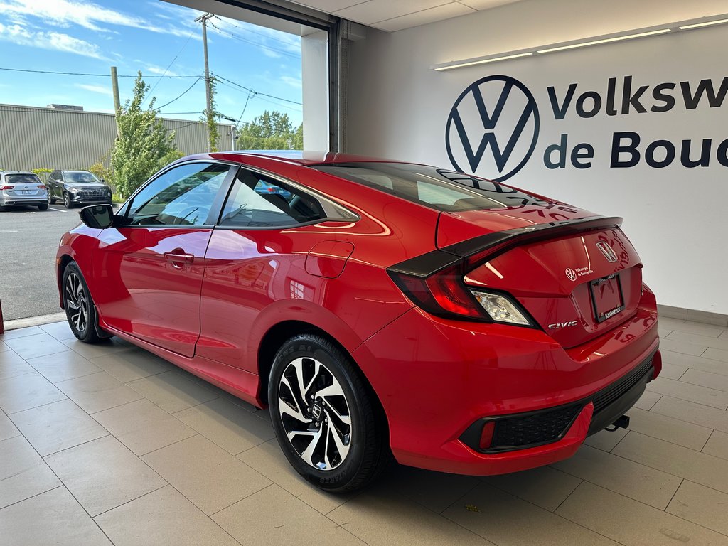 2017 Honda Civic Coupe LX in Boucherville, Quebec - 4 - w1024h768px