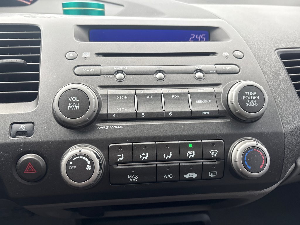 2010 Honda Civic Cpe DX-G, AUT,AIR, 84500 KM !!! 8 PNEUS in Boucherville, Quebec - 14 - w1024h768px