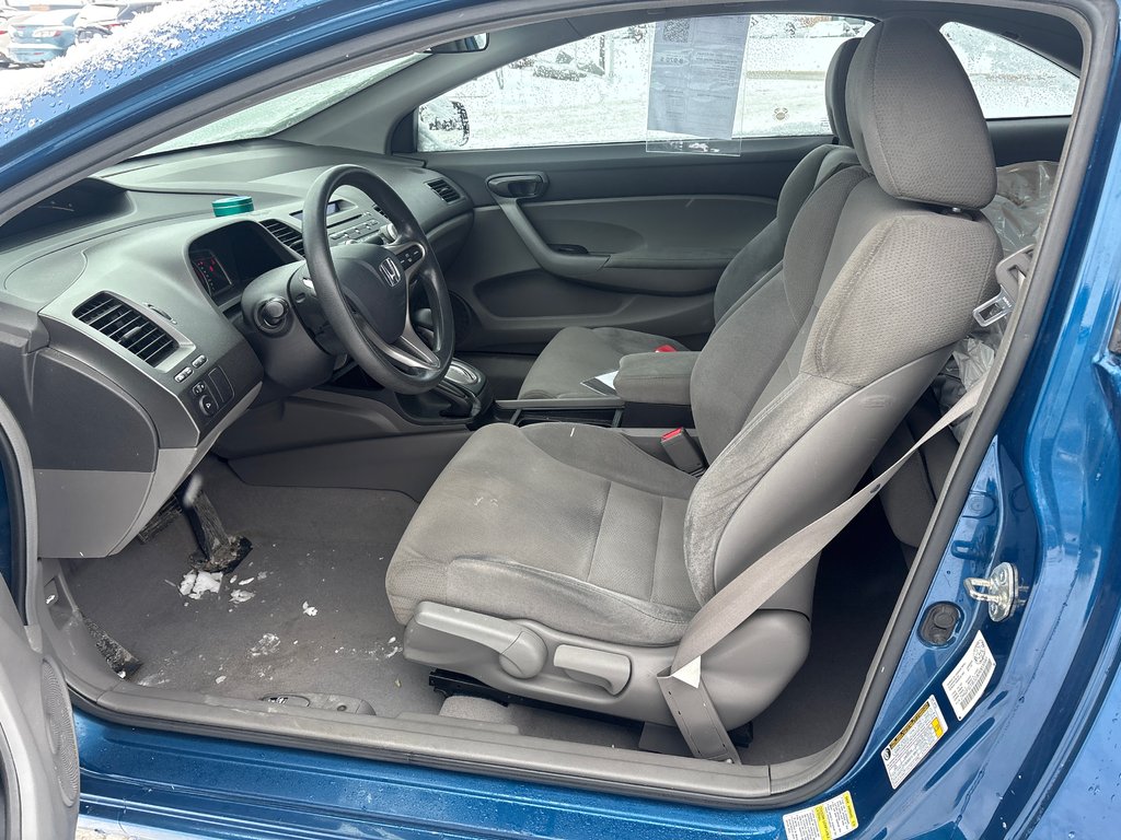 2010 Honda Civic Cpe DX-G, AUT,AIR, 84500 KM !!! 8 PNEUS in Boucherville, Quebec - 11 - w1024h768px