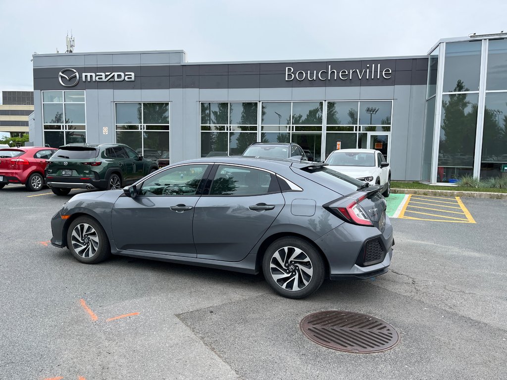 Honda Civic Hatchback LX, AUT, BAS KM 2018 à Boucherville, Québec - 3 - w1024h768px