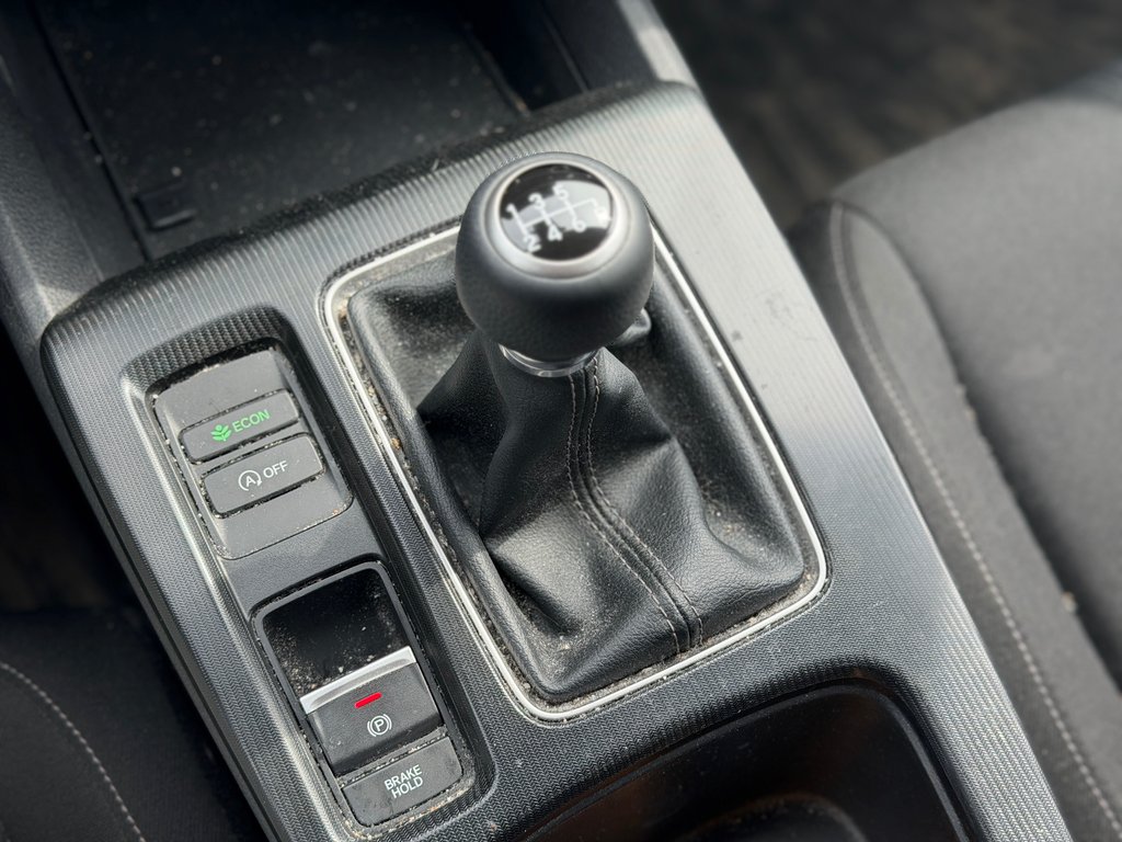 2022 Honda Civic Hatchback LX Air Climatisé Caméra De Recul in Terrebonne, Quebec - 18 - w1024h768px