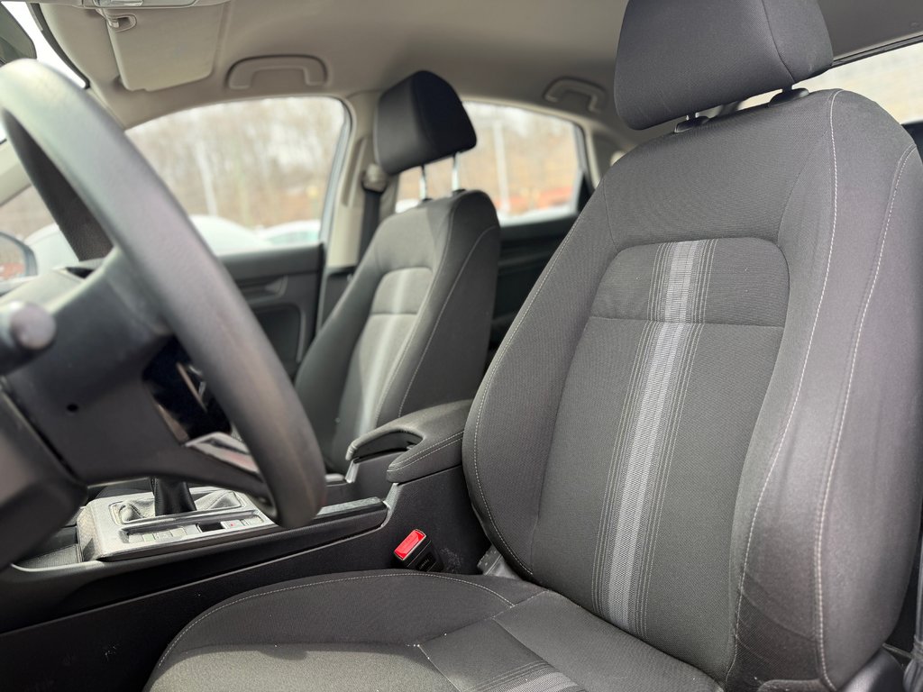 2022 Honda Civic Hatchback LX Air Climatisé Caméra De Recul in Terrebonne, Quebec - 9 - w1024h768px