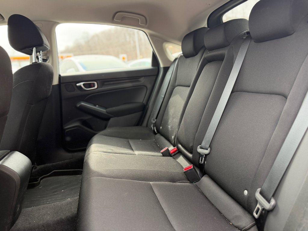 2022 Honda Civic Hatchback LX Air Climatisé Caméra De Recul in Terrebonne, Quebec - 22 - w1024h768px