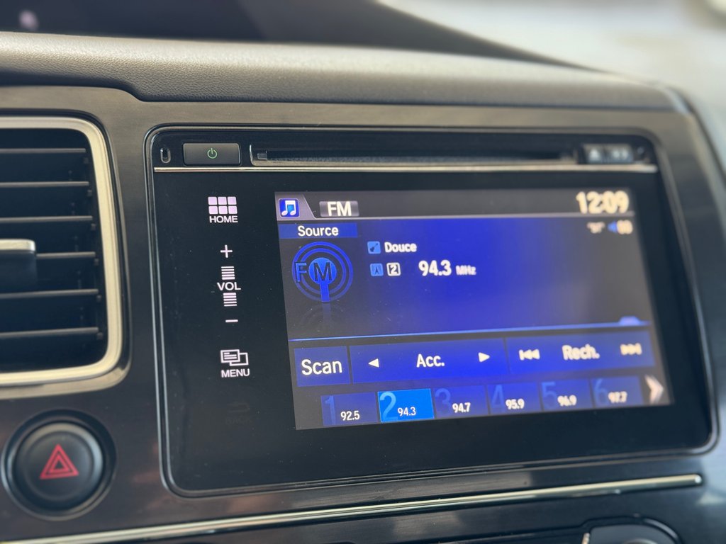 Honda Civic Sedan EX Toit Ouvrant Bas Kilo 2015 à Terrebonne, Québec - 18 - w1024h768px