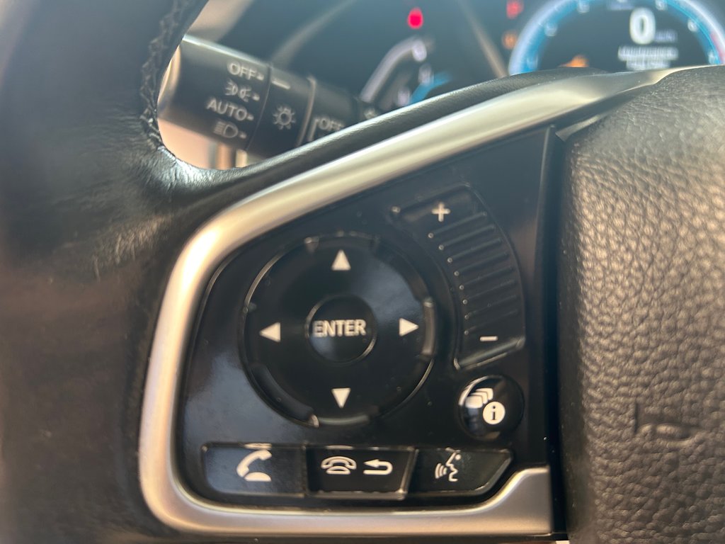 Honda Civic Sedan TOURING 2016 à Boucherville, Québec - 25 - w1024h768px