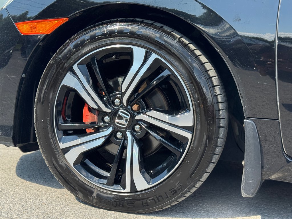 2018 Honda Civic Touring Navigation Toit Ouvrant in Terrebonne, Quebec - 27 - w1024h768px