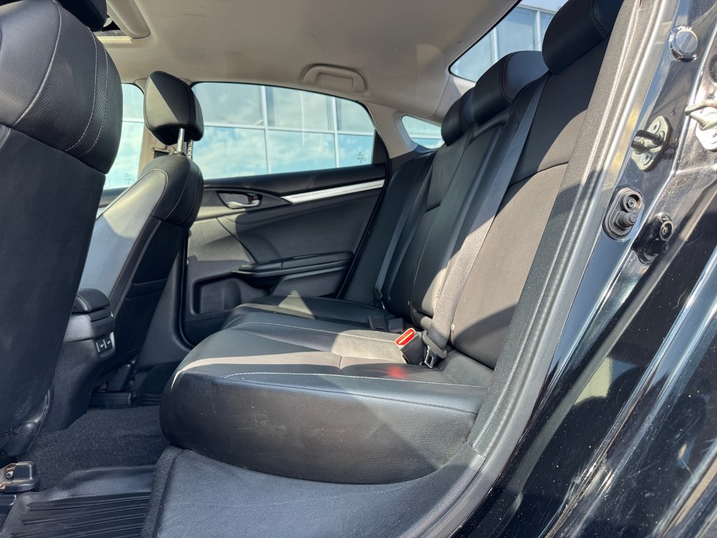 2018 Honda Civic Touring Navigation Toit Ouvrant in Terrebonne, Quebec - 24 - w1024h768px