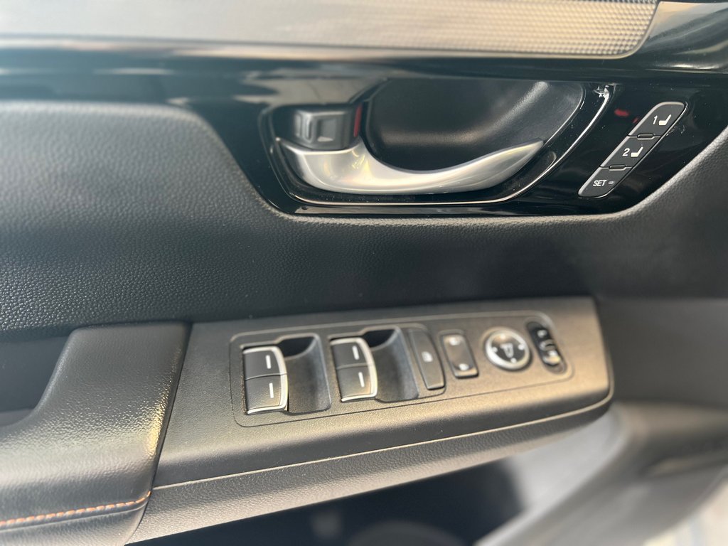 Honda CR-V Hybrid Touring 2024 à Boucherville, Québec - 14 - w1024h768px