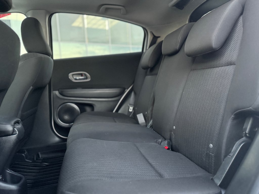 Honda HR-V EX AWD Toit Ouvrant Caméra De Recul 2017 à Terrebonne, Québec - 23 - w1024h768px