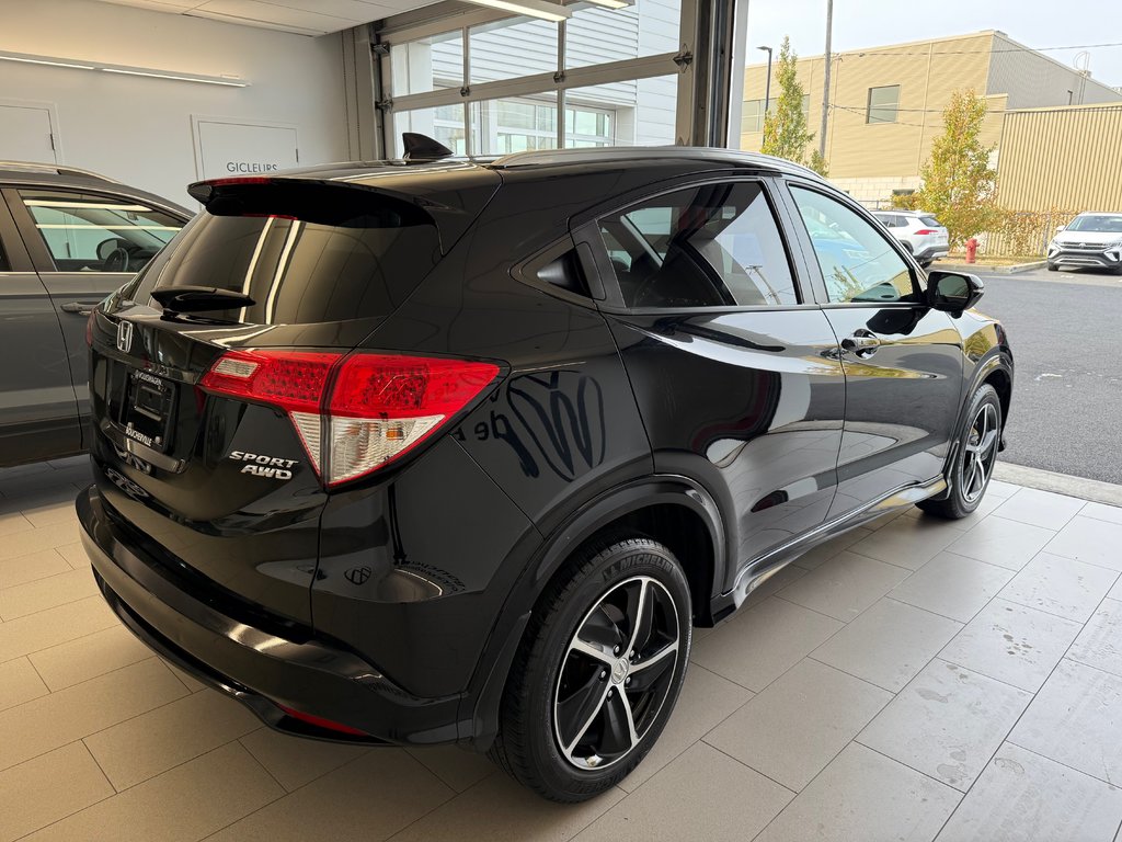 2019 Honda HR-V Sport in Boucherville, Quebec - 9 - w1024h768px