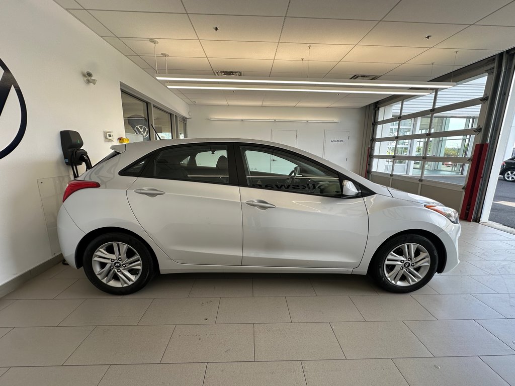 Hyundai Elantra GT GL 2013 à Boucherville, Québec - 7 - w1024h768px