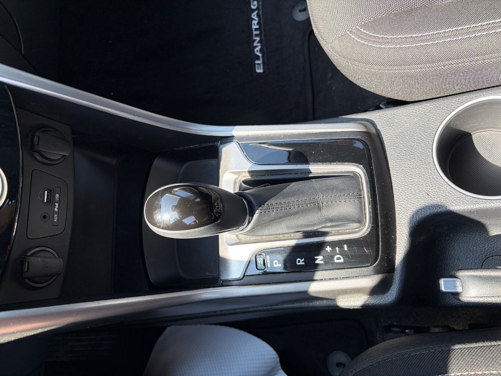 2016 Hyundai Elantra GT GL AUTOMATIQUE A/C BLUETOOTH in Boucherville, Quebec - 19 - w1024h768px
