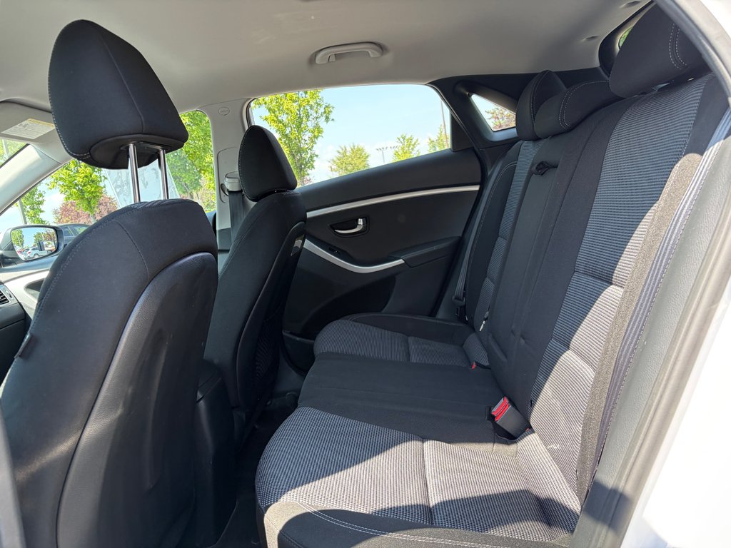 2016 Hyundai Elantra GT GL AUTOMATIQUE A/C BLUETOOTH in Boucherville, Quebec - 14 - w1024h768px