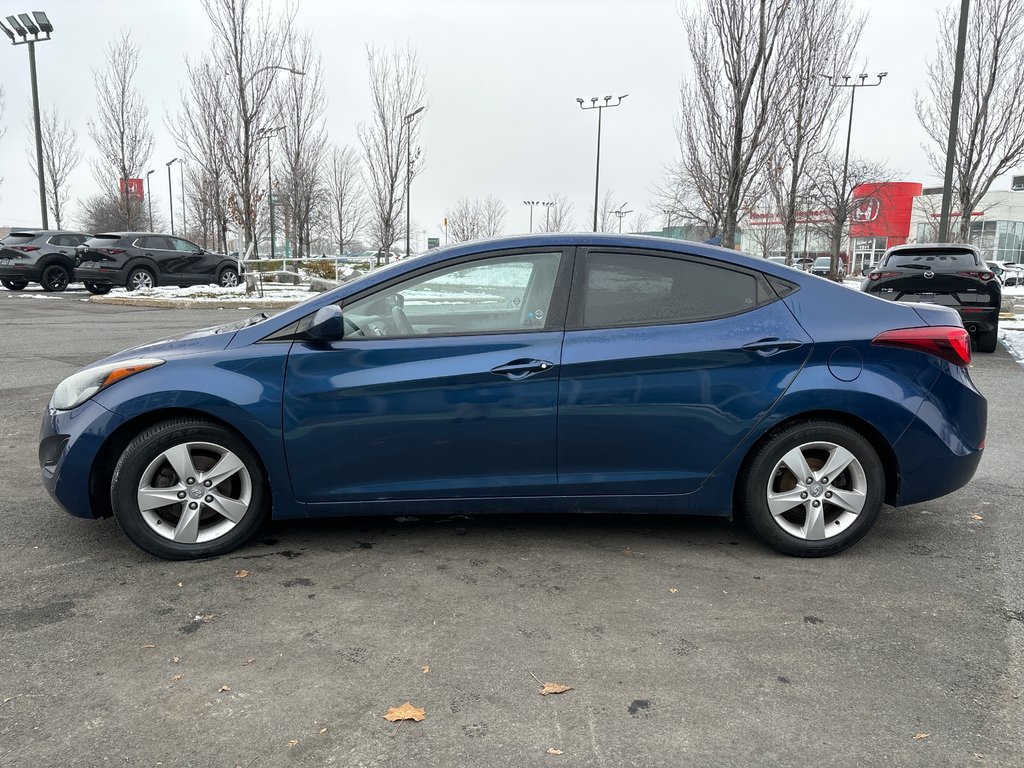 2015 Hyundai Elantra GL, AIR, SIÈGES CHAUFFANT, PNEUS HIVER INCLUS in Boucherville, Quebec - 5 - w1024h768px