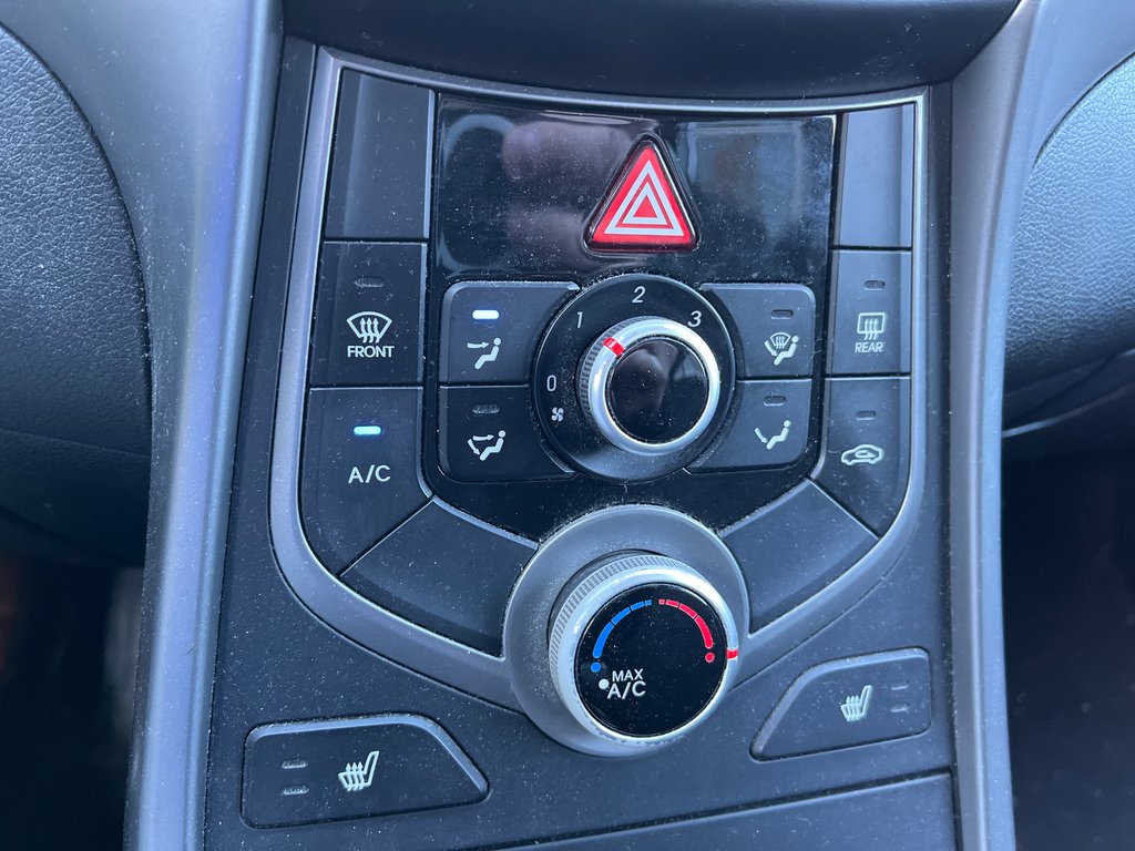 Hyundai Elantra GL, AIR, SIÈGES CHAUFFANT 2015 à Boucherville, Québec - 3 - w1024h768px