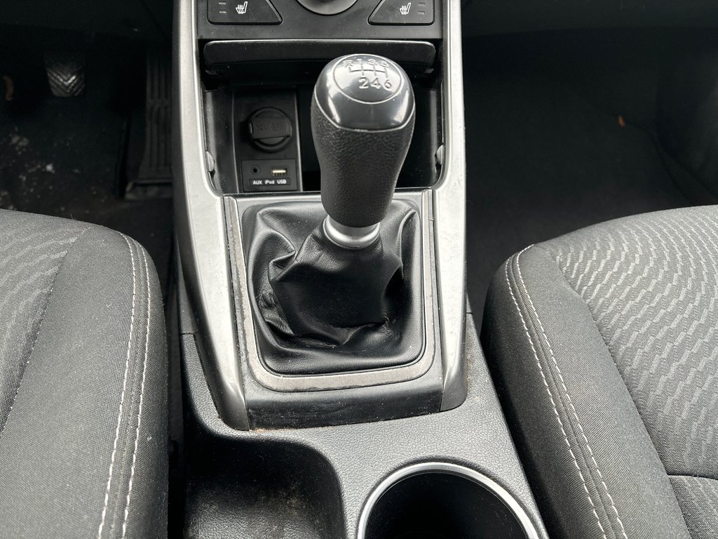 2015 Hyundai Elantra GL, AIR, SIÈGES CHAUFFANT, PNEUS HIVER INCLUS in Boucherville, Quebec - 16 - w1024h768px