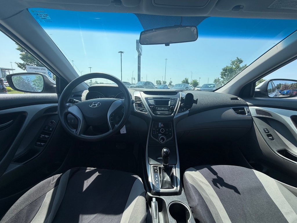 Hyundai Elantra L+ BAS KM A/C BLUETOOTH 2016 à Boucherville, Québec - 5 - w1024h768px