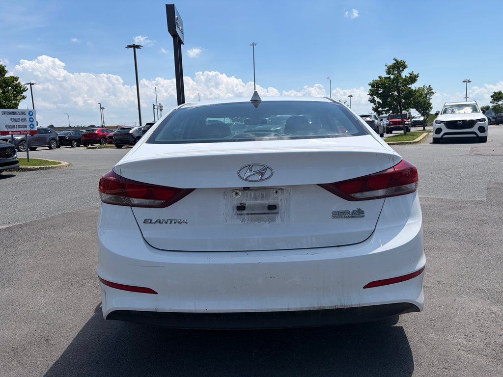 2017 Hyundai Elantra GLS AUTOMATIQUE TOIT-OUVRANT in Boucherville, Quebec - 9 - w1024h768px