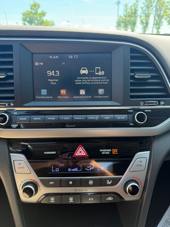 2017 Hyundai Elantra GLS AUTOMATIQUE TOIT-OUVRANT in Boucherville, Quebec - 29 - w1024h768px