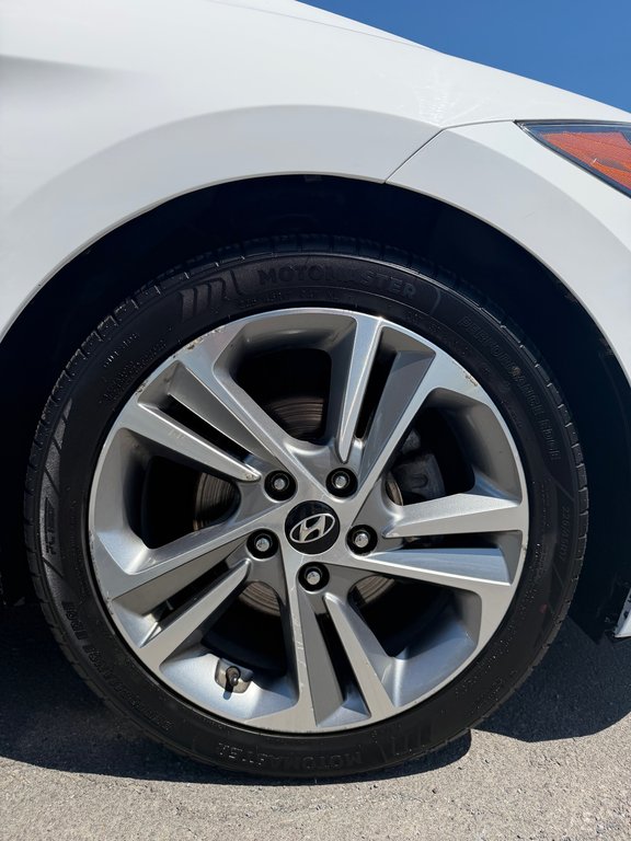 2017 Hyundai Elantra GLS AUTOMATIQUE TOIT-OUVRANT in Boucherville, Quebec - 23 - w1024h768px