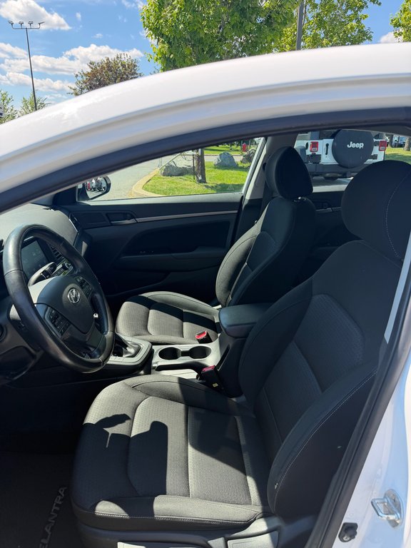 2017 Hyundai Elantra GLS AUTOMATIQUE TOIT-OUVRANT in Boucherville, Quebec - 32 - w1024h768px