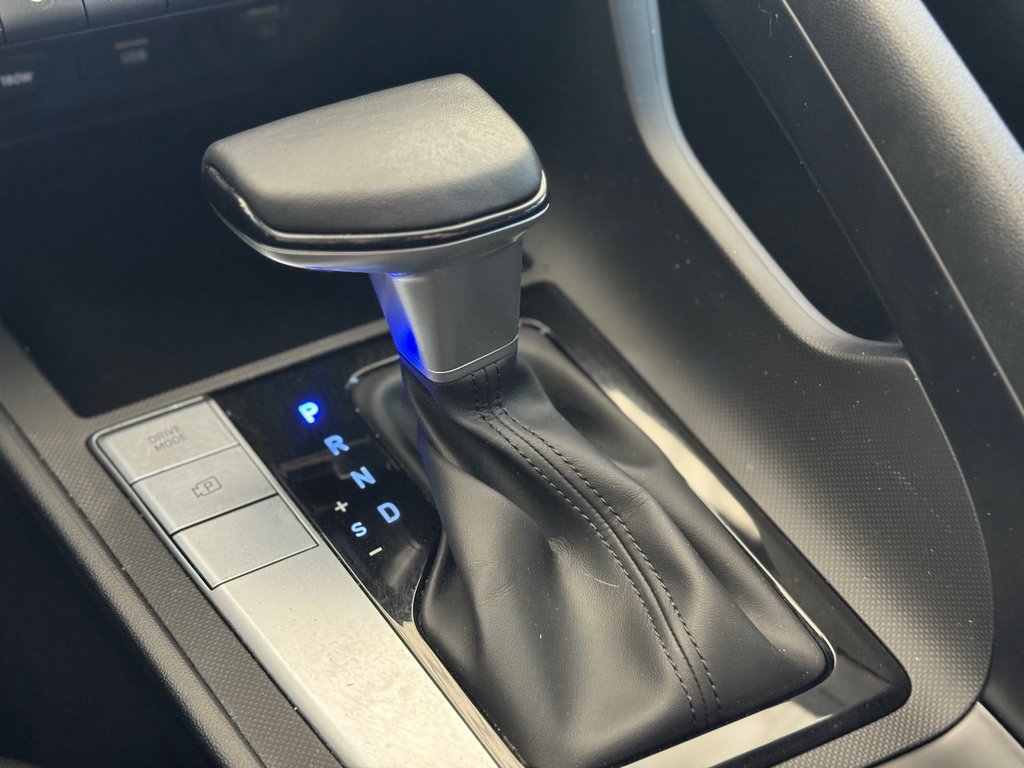2023 Hyundai Elantra Preferred Caméra De Recul in Terrebonne, Quebec - 19 - w1024h768px