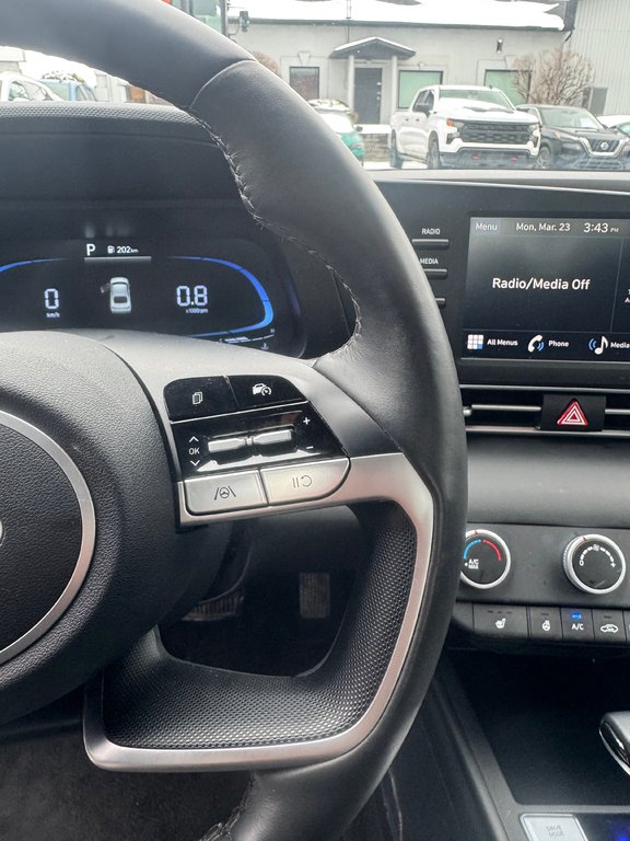2025 Hyundai Elantra Preferred in Terrebonne, Quebec - 16 - w1024h768px