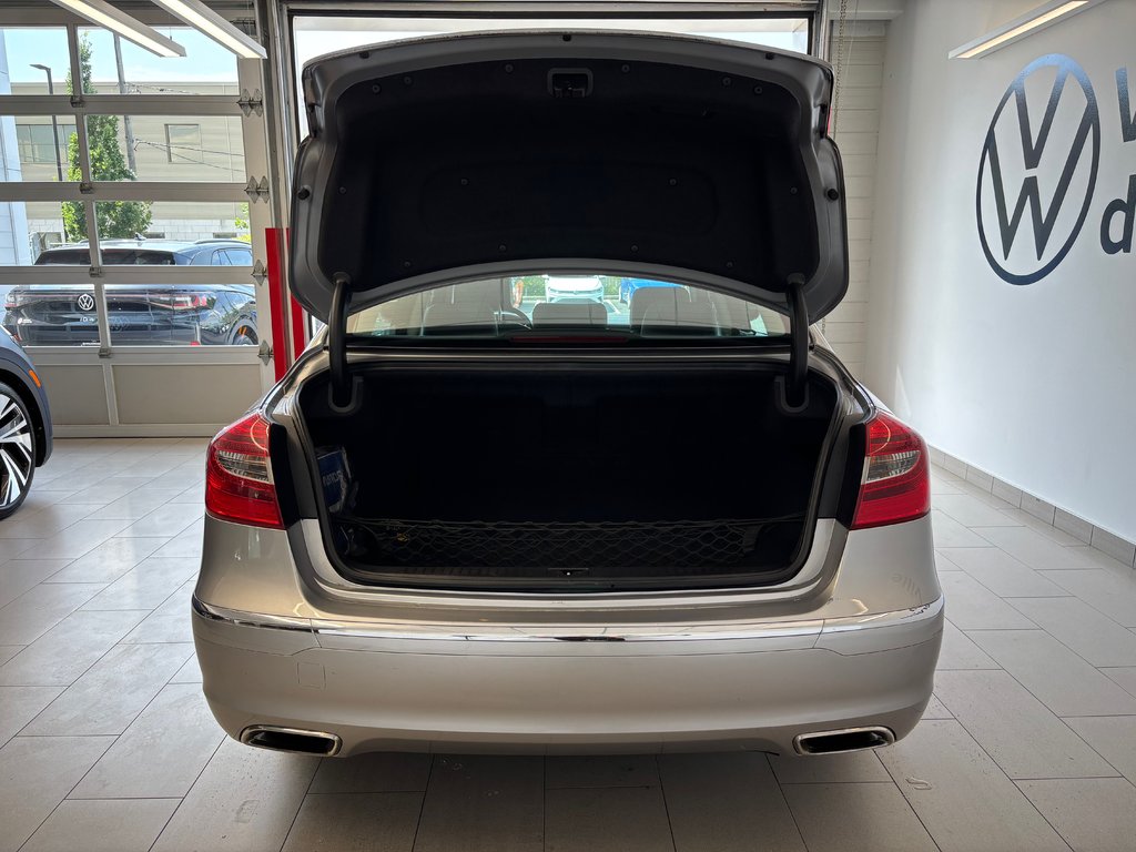 Hyundai Genesis sedan 3.8 2012 à Boucherville, Québec - 13 - w1024h768px