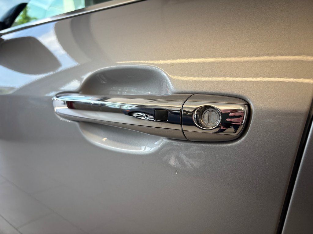 Hyundai Genesis sedan 3.8 2012 à Boucherville, Québec - 35 - w1024h768px