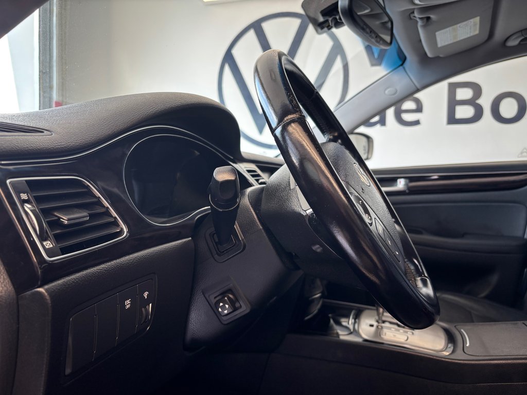 Hyundai Genesis sedan 3.8 2012 à Boucherville, Québec - 27 - w1024h768px